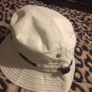 Meet your Posher, Terrell